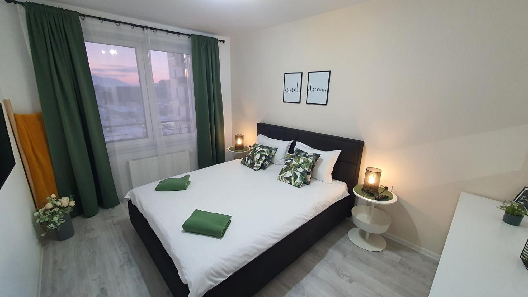 Green Apartment Coresi Brasov Ngoại thất bức ảnh