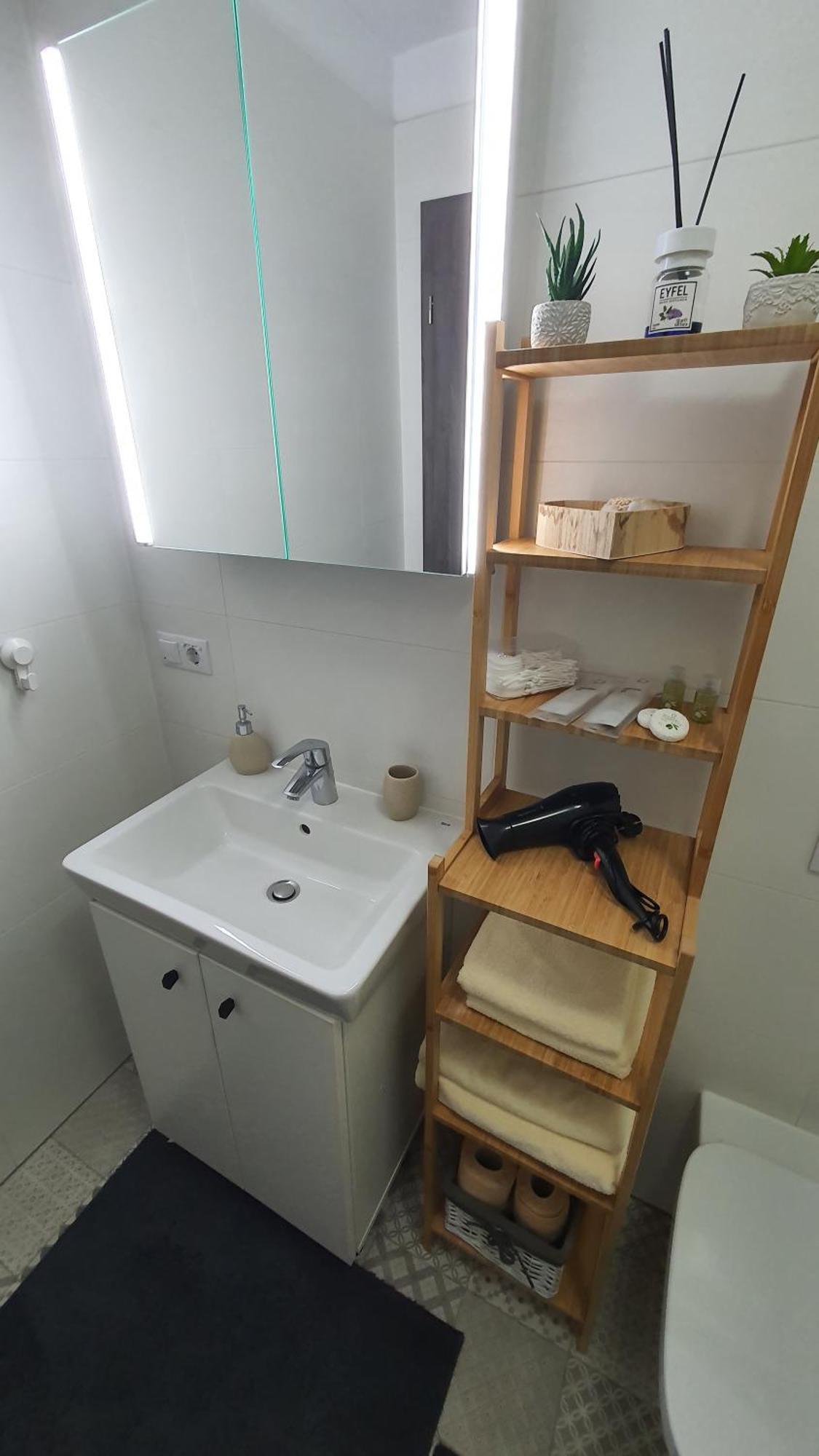 Green Apartment Coresi Brasov Ngoại thất bức ảnh